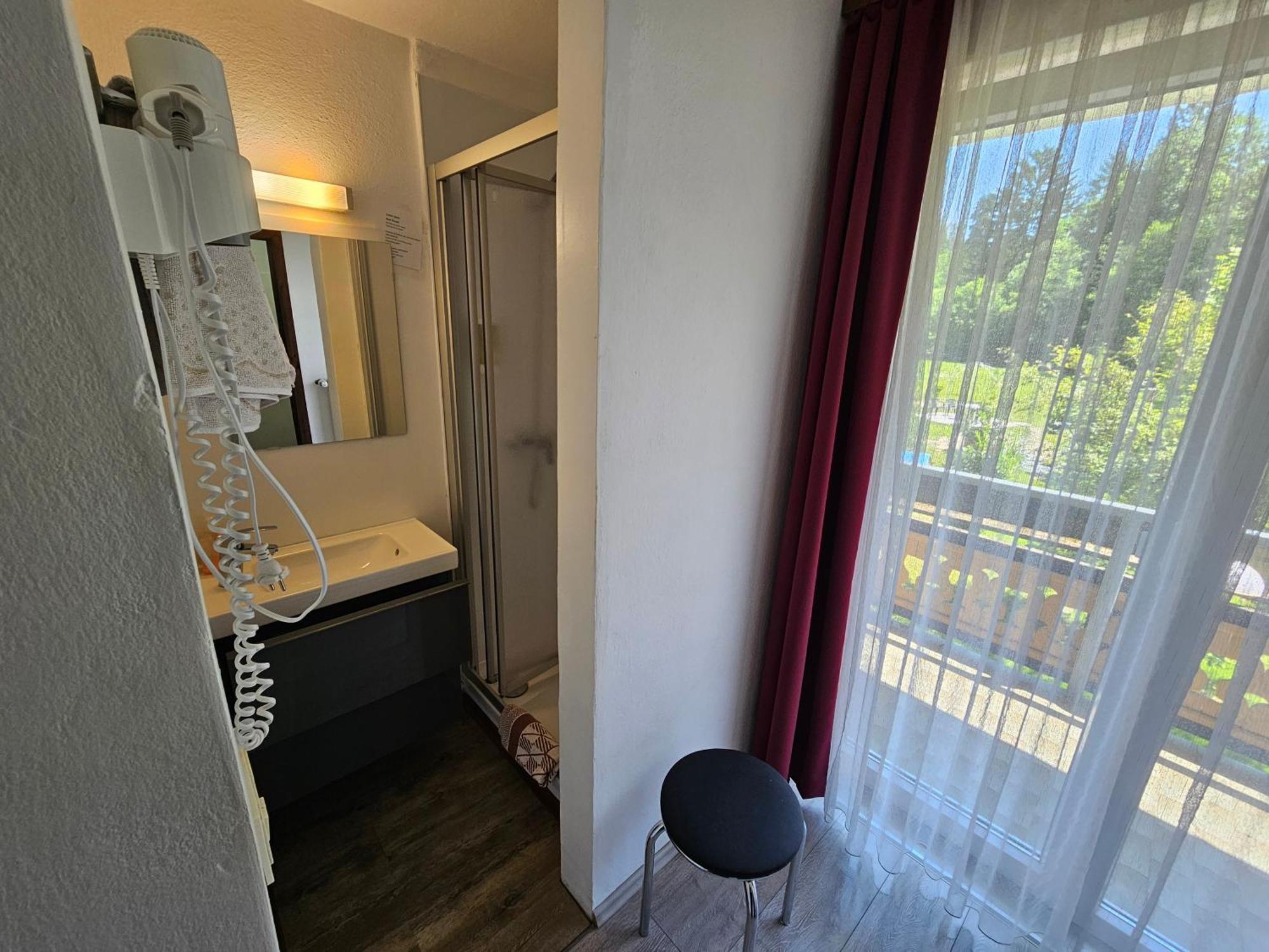Pension Waldesruh Velden am Wörther See Extérieur photo