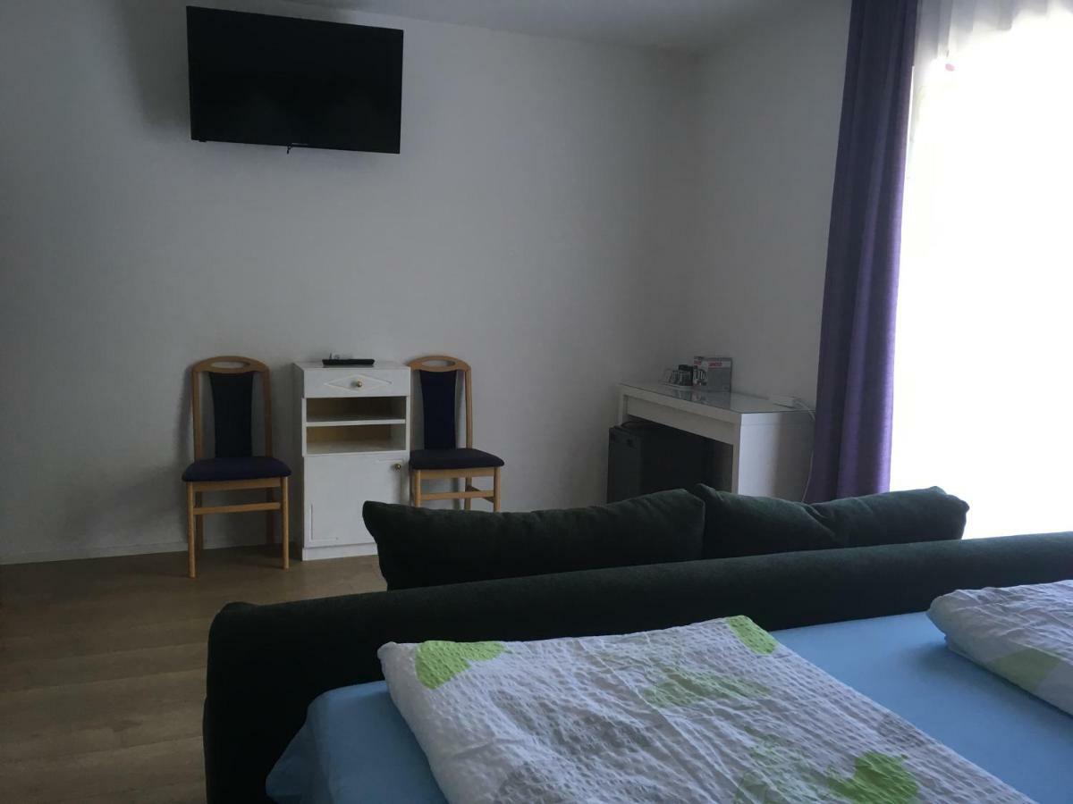 Pension Waldesruh Velden am Wörther See Extérieur photo